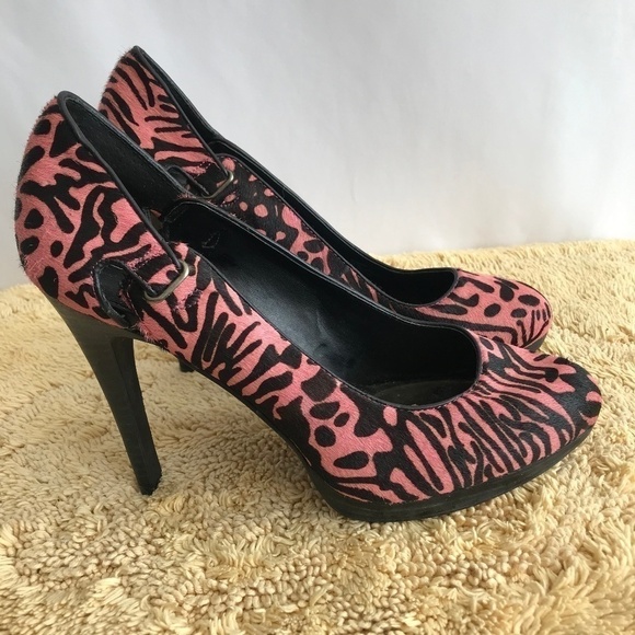 BCBGeneration Pink/Black Pattern Heels - Picture 1 of 8